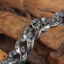 Masculine Curb Chain Bracelet 8 Masculine Curb Chain Bracelet -Gearup Co. Store TrustyLan Retro Rose Line Bracelet For Man Black Onyx Inset Stainless Steel Men s Bracelets Friendship f1454098 39e2 4eea 86aa f0f61f50ee5f